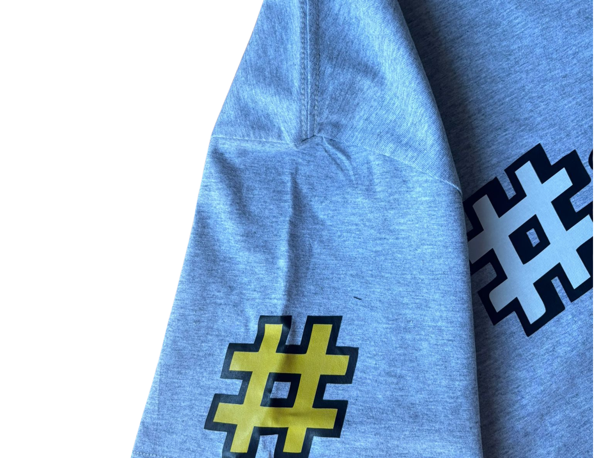 143 Men T-shirt Arm Side